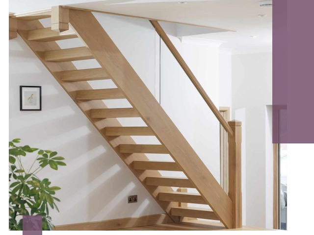 Изготовление деревянных лестниц под ключ в Сальске для дома