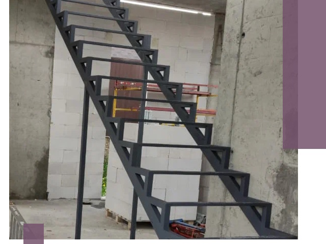 Демонтаж металлических лестниц в Сальске быстро и безопасно