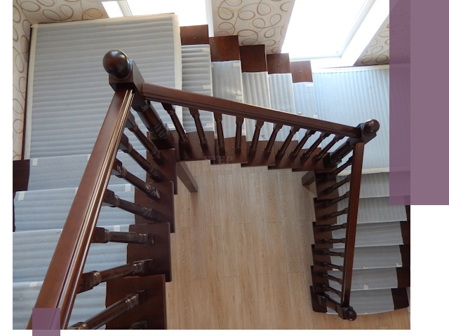 П-образные лестницы под ключ в Сальске — изготовление и монтаж