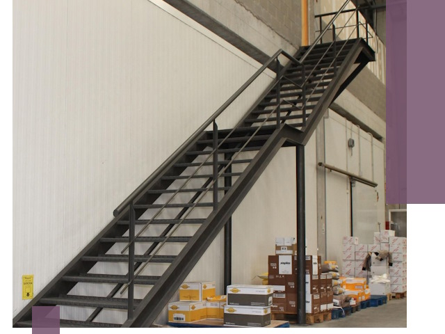 Лестницы для производства в Сальске — изготовление и монтаж