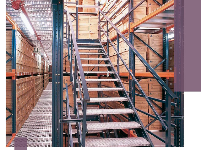 Лестницы складские прочные и безопасные под ключ в Сальске