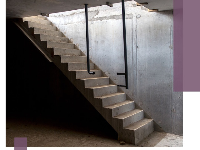 Изготовление и монтаж лестниц в подвале в Сальске