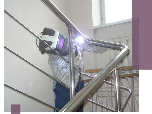 Монтаж перил и ограждений качественно в Сальске