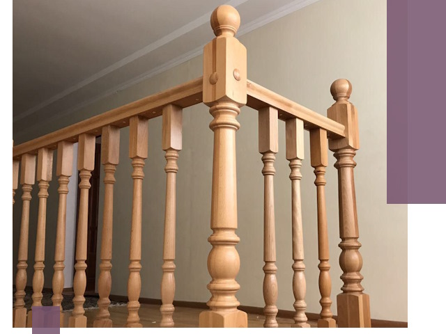 Деревянные перила на заказ в Сальске: монтаж и изготовление