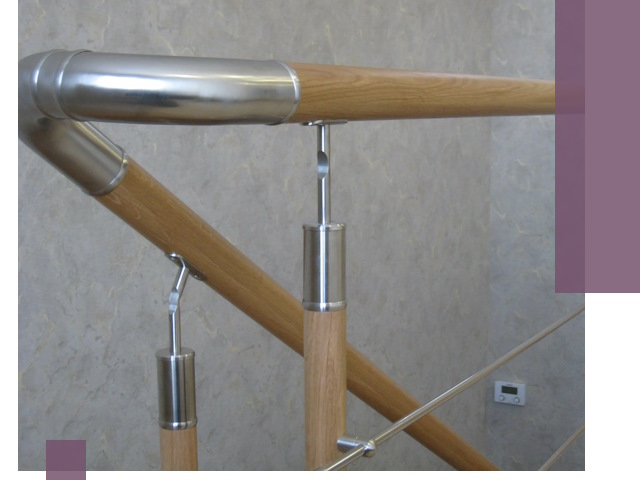 Комбинированные перила на заказ в Сальске — монтаж и производство