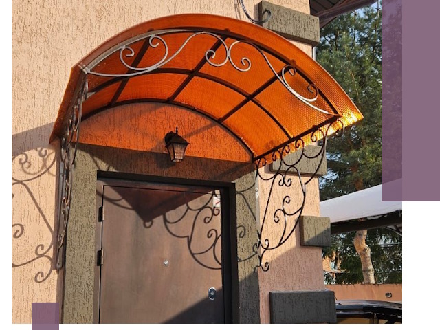 Демонтаж козырьков в Сальске быстро и безопасно